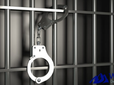 Handcuffs and Jail Bars - 5 Biggest Mistakes Made by People Facing Criminal Charges