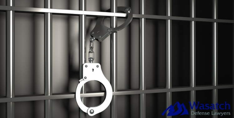 Handcuffs and Jail Bars - 5 Biggest Mistakes Made by People Facing Criminal Charges